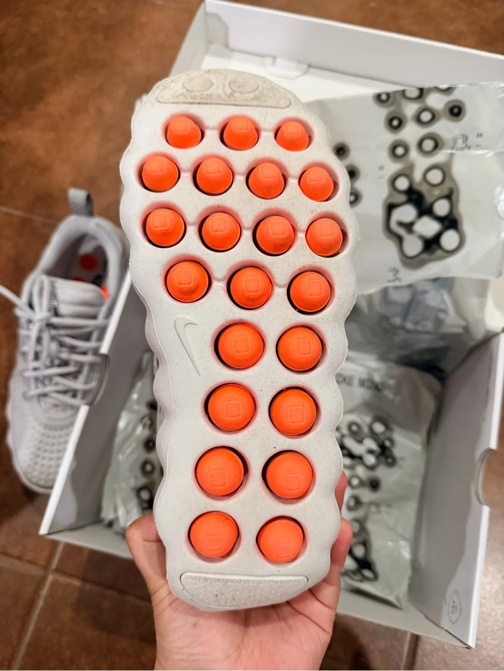 Nike Mind 02 Sneakers
